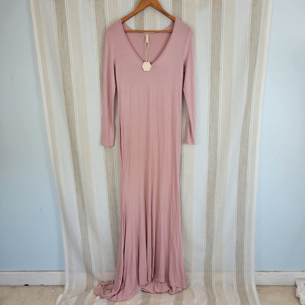 NEW PinkBlush Pink Long Sleeve Photoshoot Maternity Gown/Dress Pink Size Small‎ - Picture 4 of 11